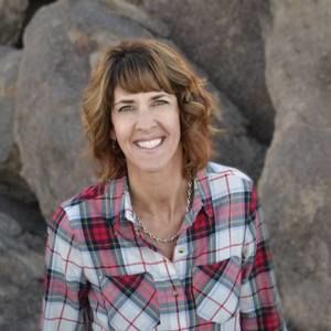 Meet your Posher, Lynn